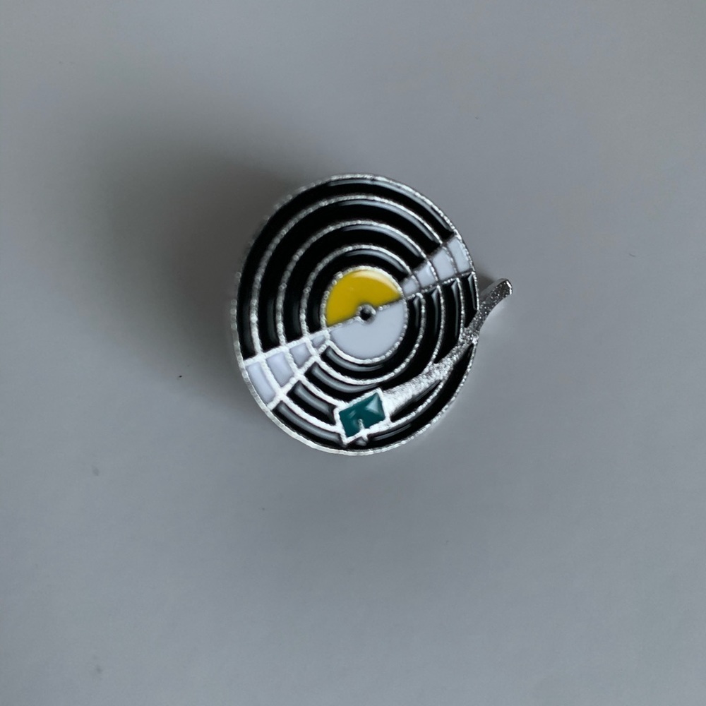 Record Pin